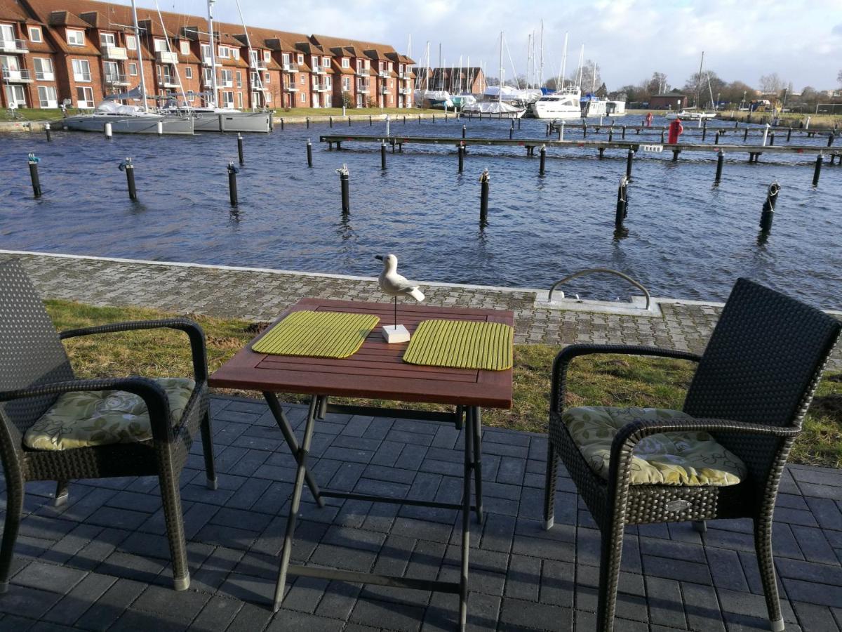 Fewo "Hafenblick" Ueckermünde Exterior foto