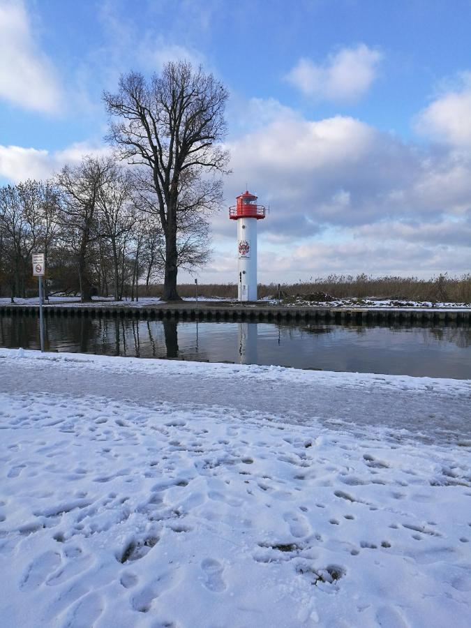 Fewo "Hafenblick" Ueckermünde Exterior foto