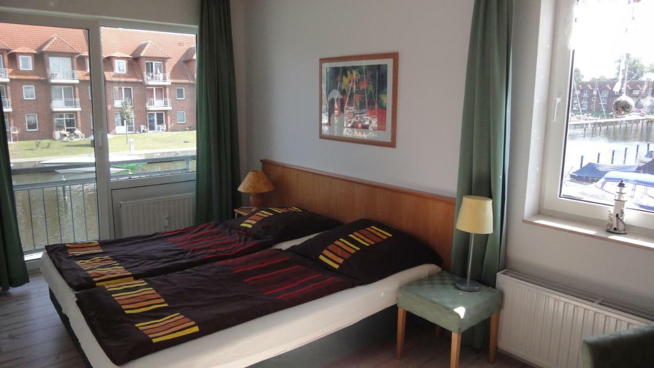 Fewo "Hafenblick" Ueckermünde Exterior foto